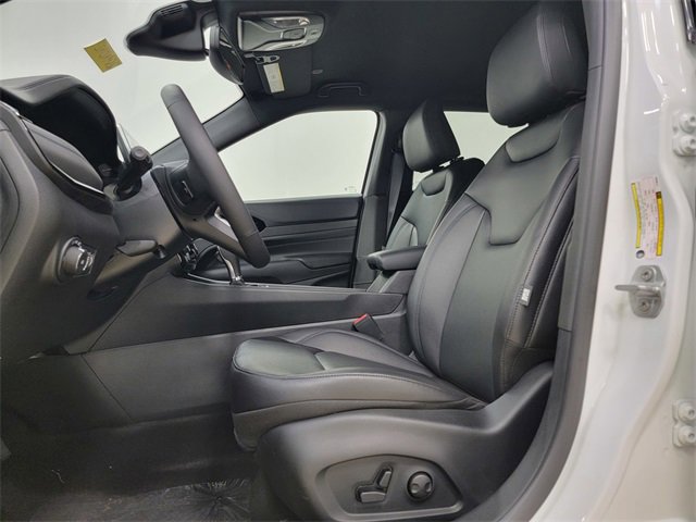 New 2026 Jeep Compass Limited image 14