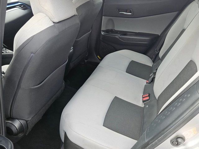 Used 2019 Toyota C-HR XLE FWD image 10