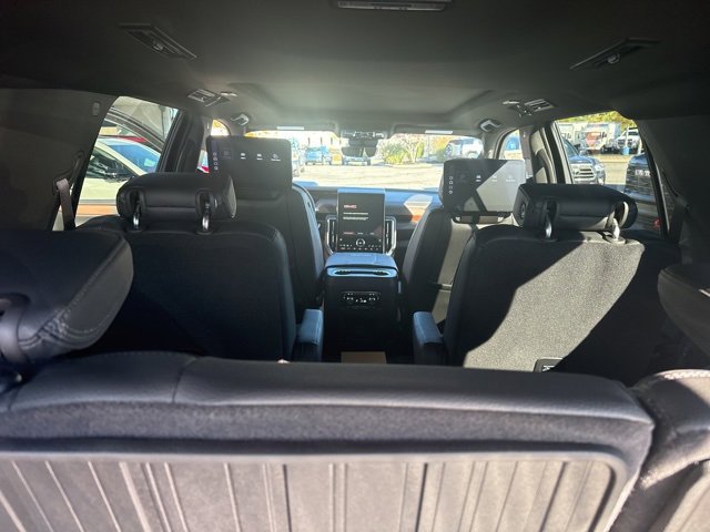 New 2026 GMC Yukon Denali w/ Denali Reserve Package image 36