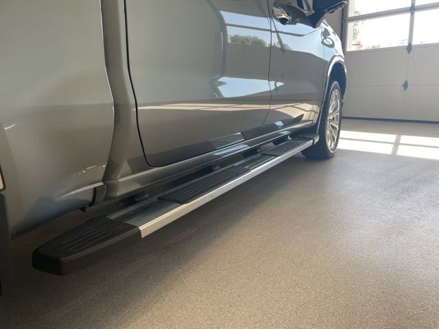 Certified 2021 Chevrolet Silverado 1500 High Country w/ Technology Package image 11