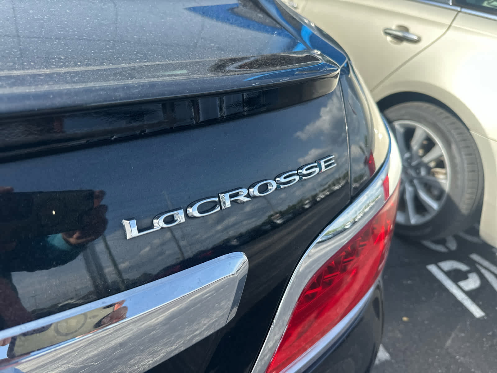 Used 2012 Buick LaCrosse Premium FWD image 4