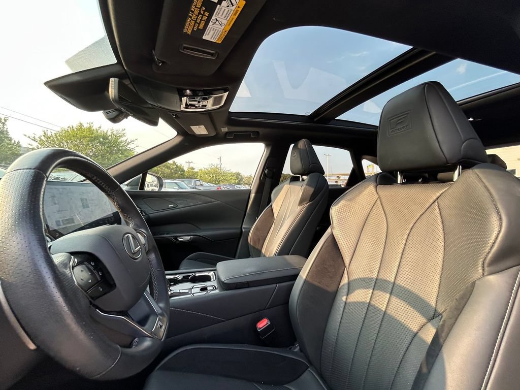 Used 2023 Lexus RX 500h F Sport w/ Accessory Package (K3) AWD/4WD image 12
