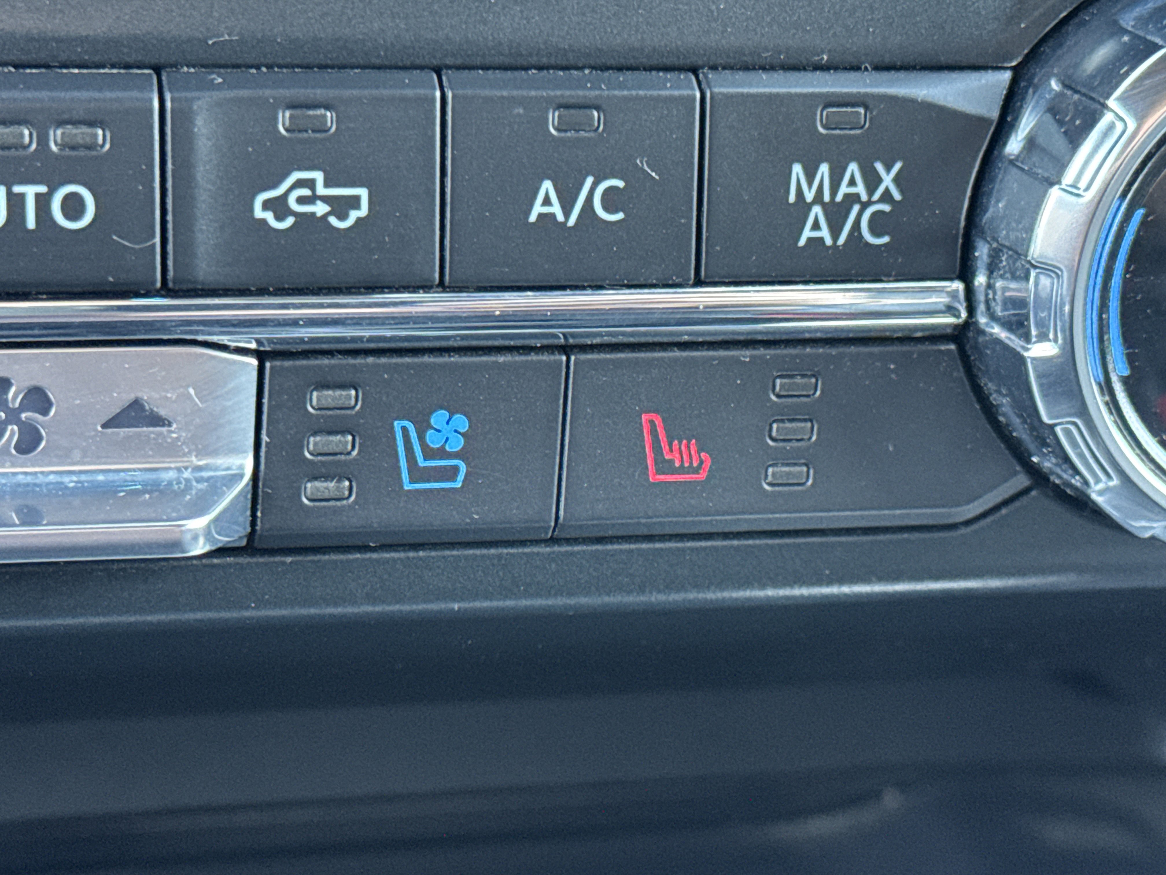 Certified 2022 Ford F150 Lariat image 22