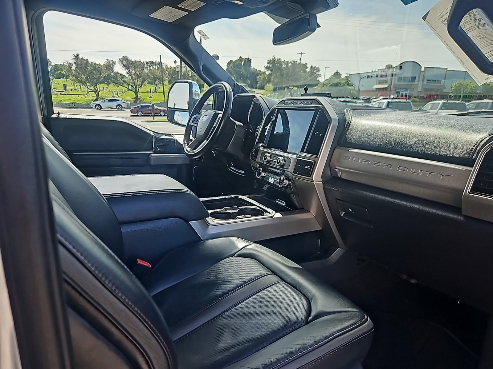 Used 2022 Ford F450 Platinum w/ FX4 Off-Road Package AWD/4WD image 13