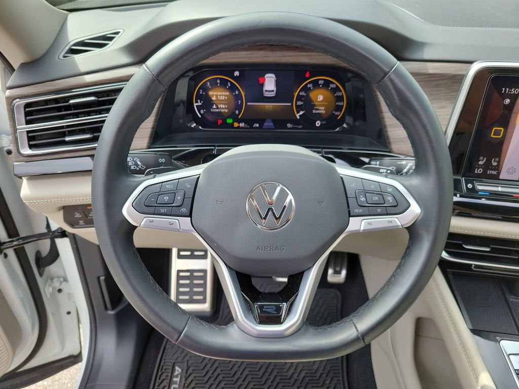 Used 2024 Volkswagen Atlas SEL Premium R-Line AWD/4WD image 29