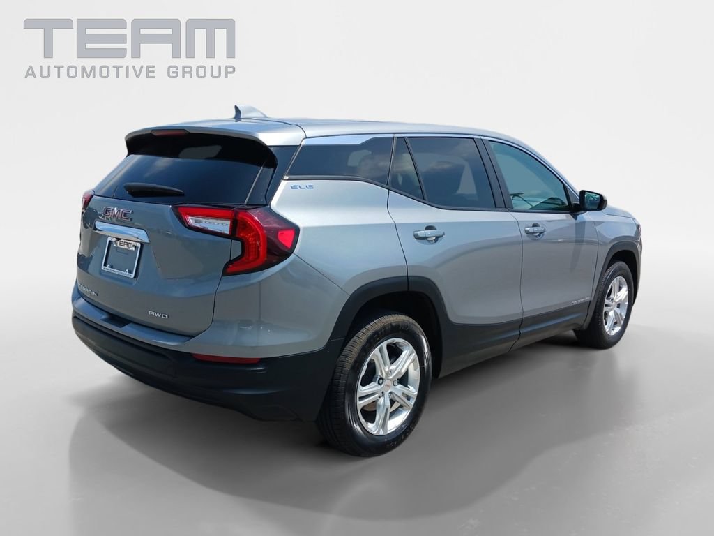 Used 2024 GMC Terrain SLE AWD/4WD image 7