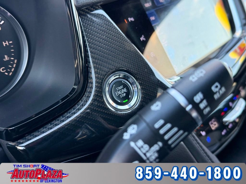 Used 2024 Cadillac XT6 Sport w/ Technology Package AWD/4WD image 21