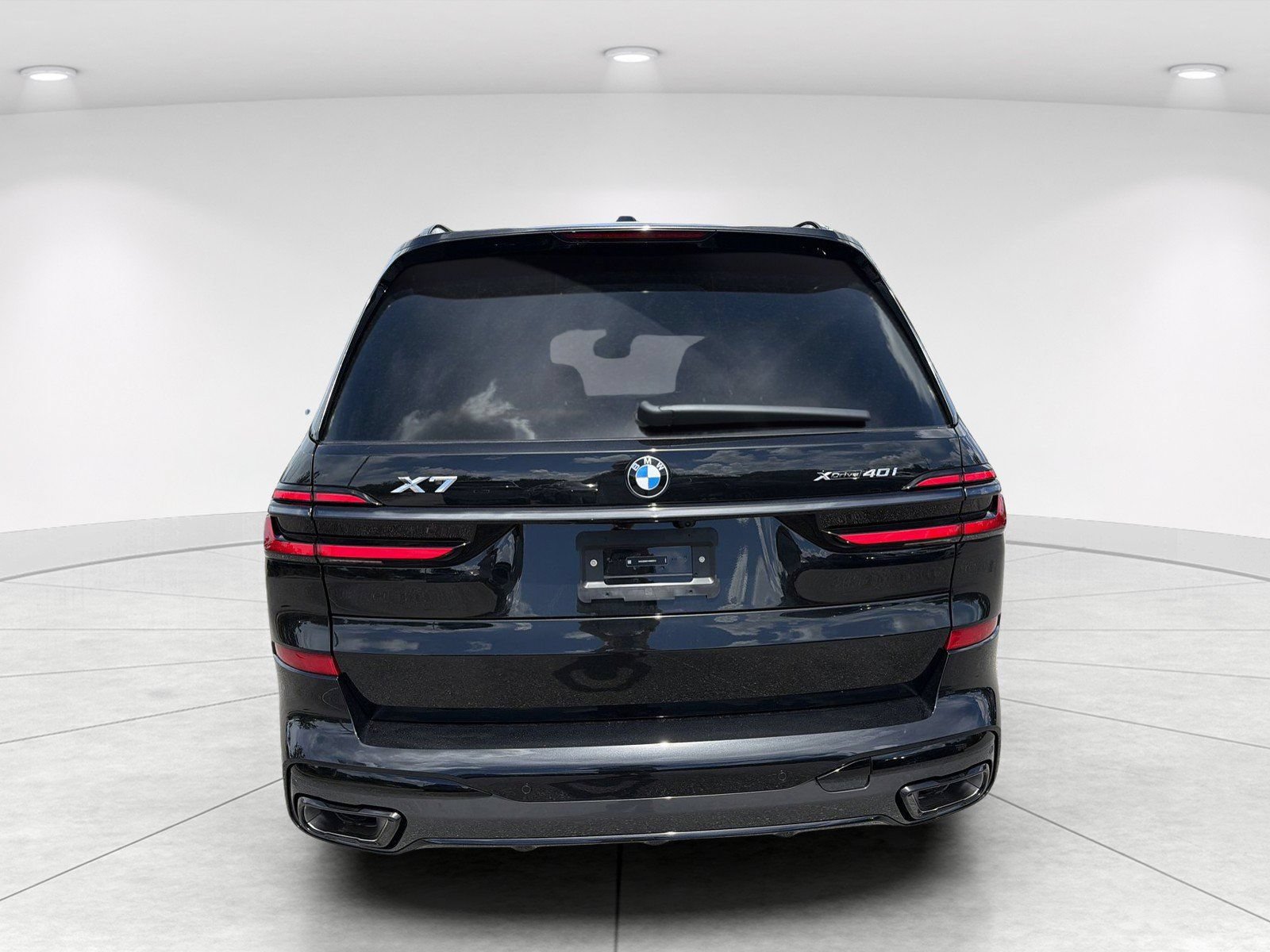 New 2027 BMW X7 xDrive40i w/ M Sport Package AWD/4WD image 5
