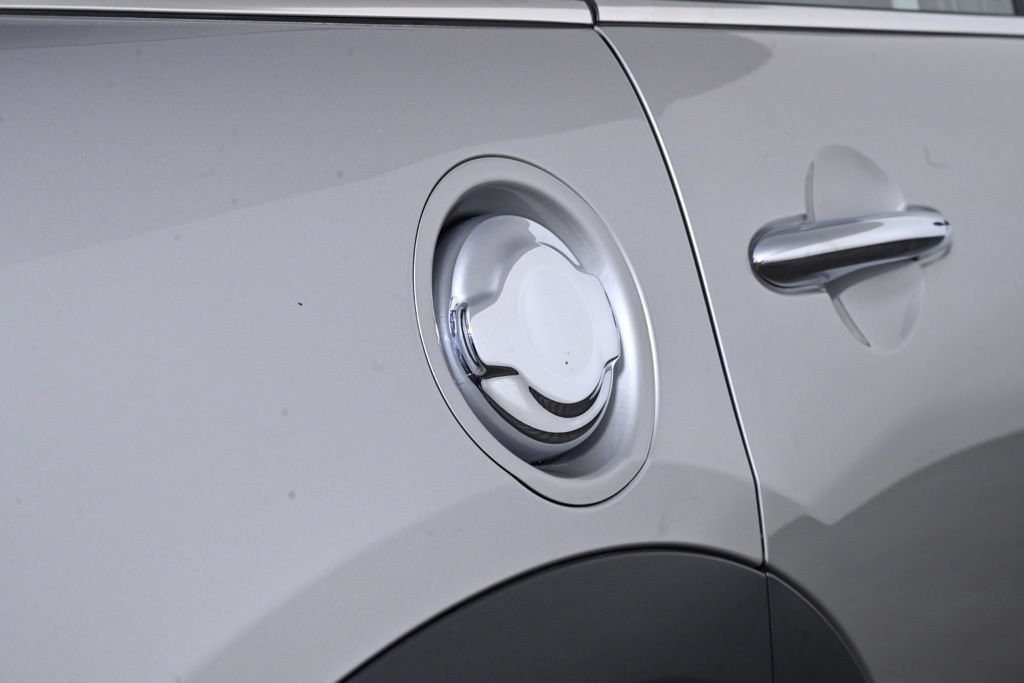 Certified 2024 MINI Cooper S FWD image 9