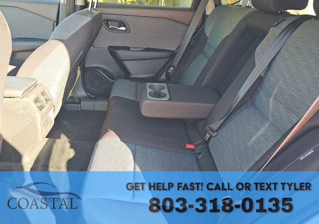 Used 2023 Nissan Rogue SV image 18