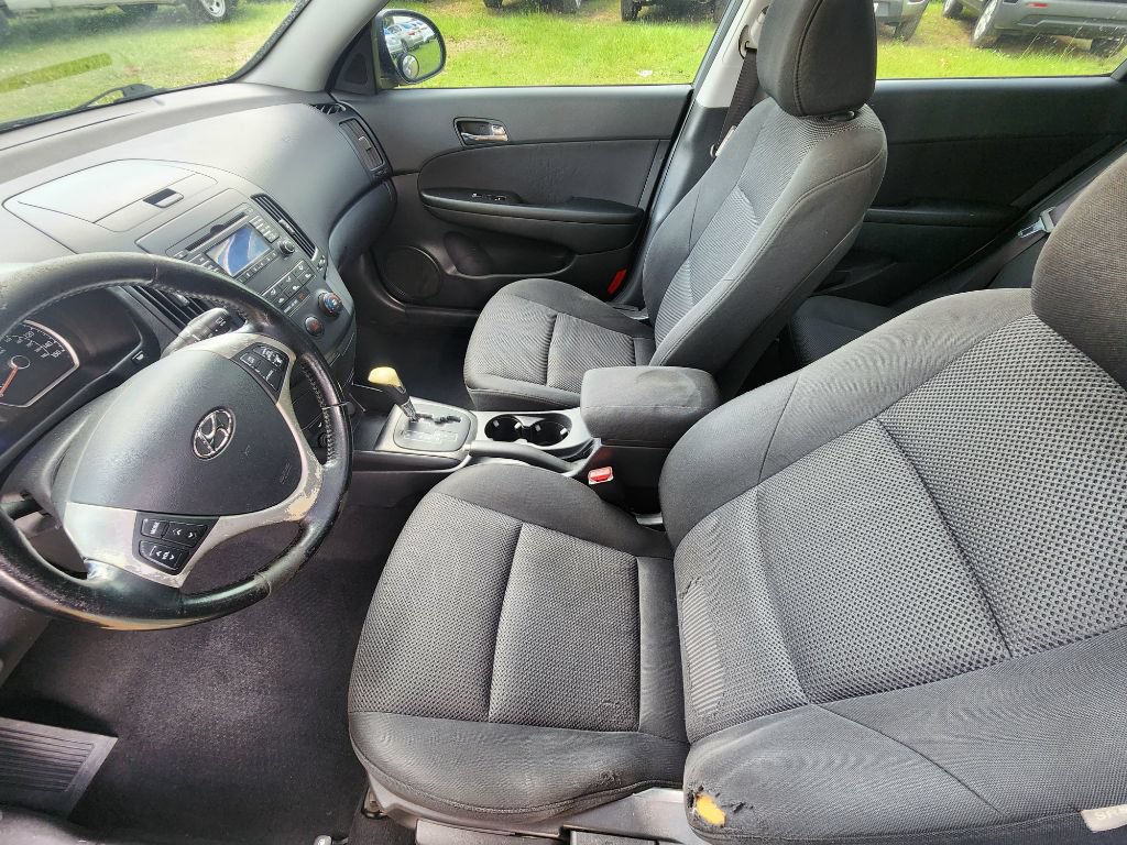 Used 2009 Hyundai Elantra w/ Premium-Sport Pkg 2 FWD image 7