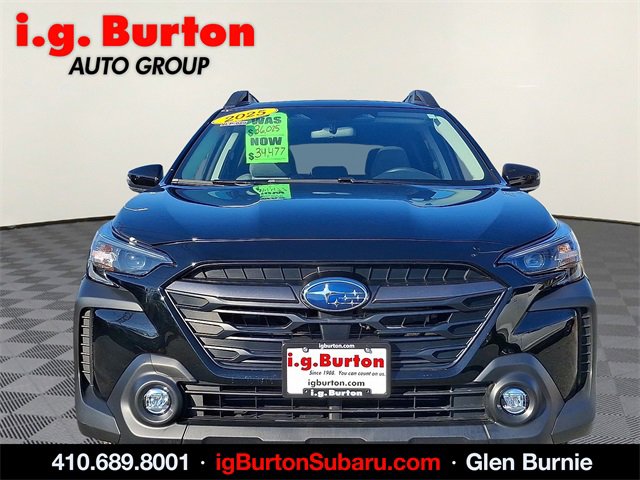 Used 2025 Subaru Outback Premium image 2