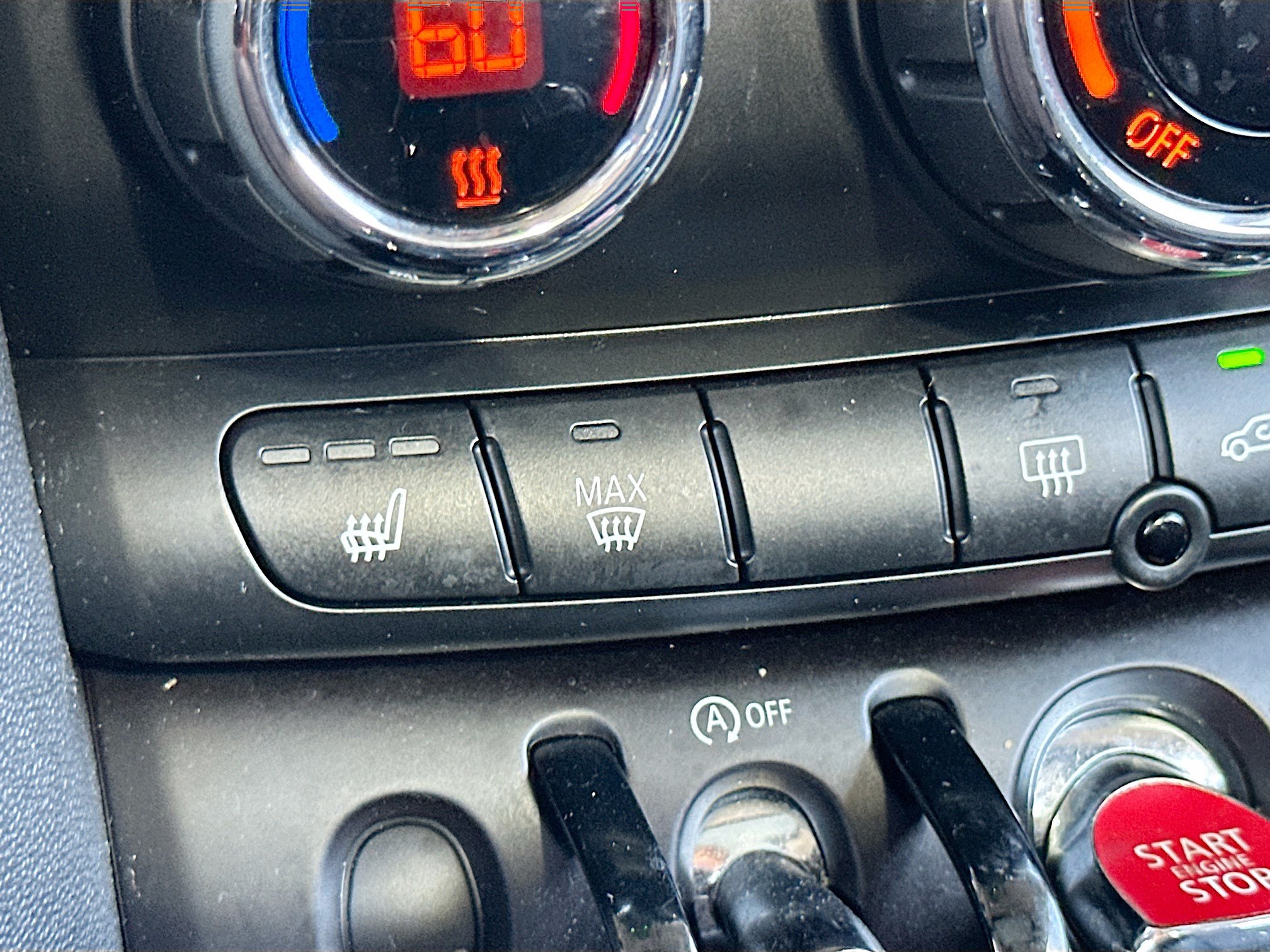 Used 2019 MINI Cooper 2-Door Hardtop FWD image 18