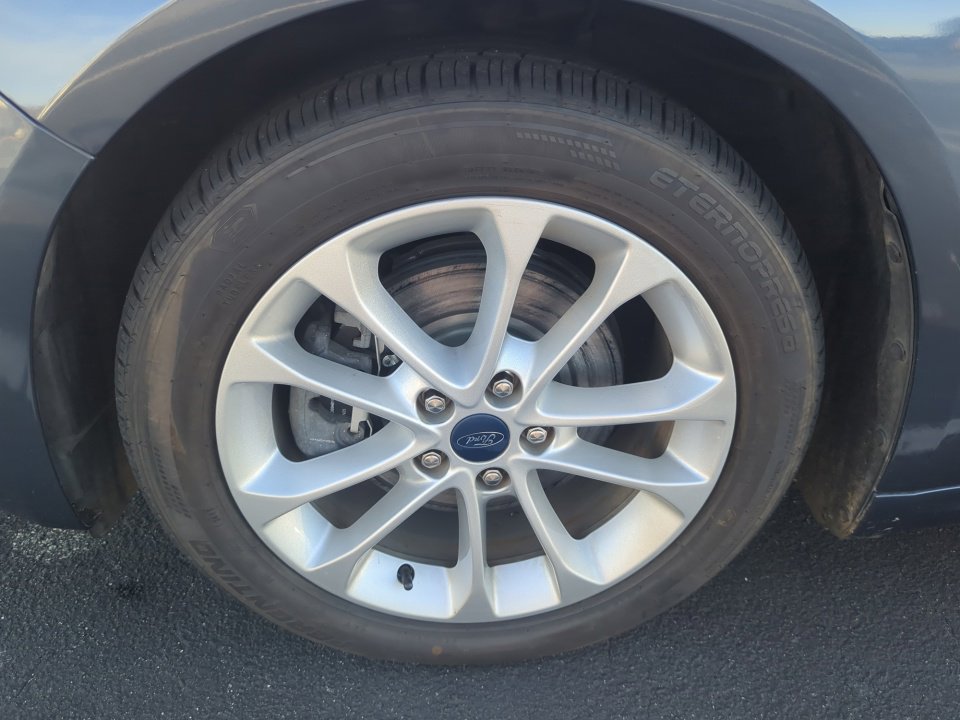 Used 2019 Ford Fusion Energi Titanium image 26