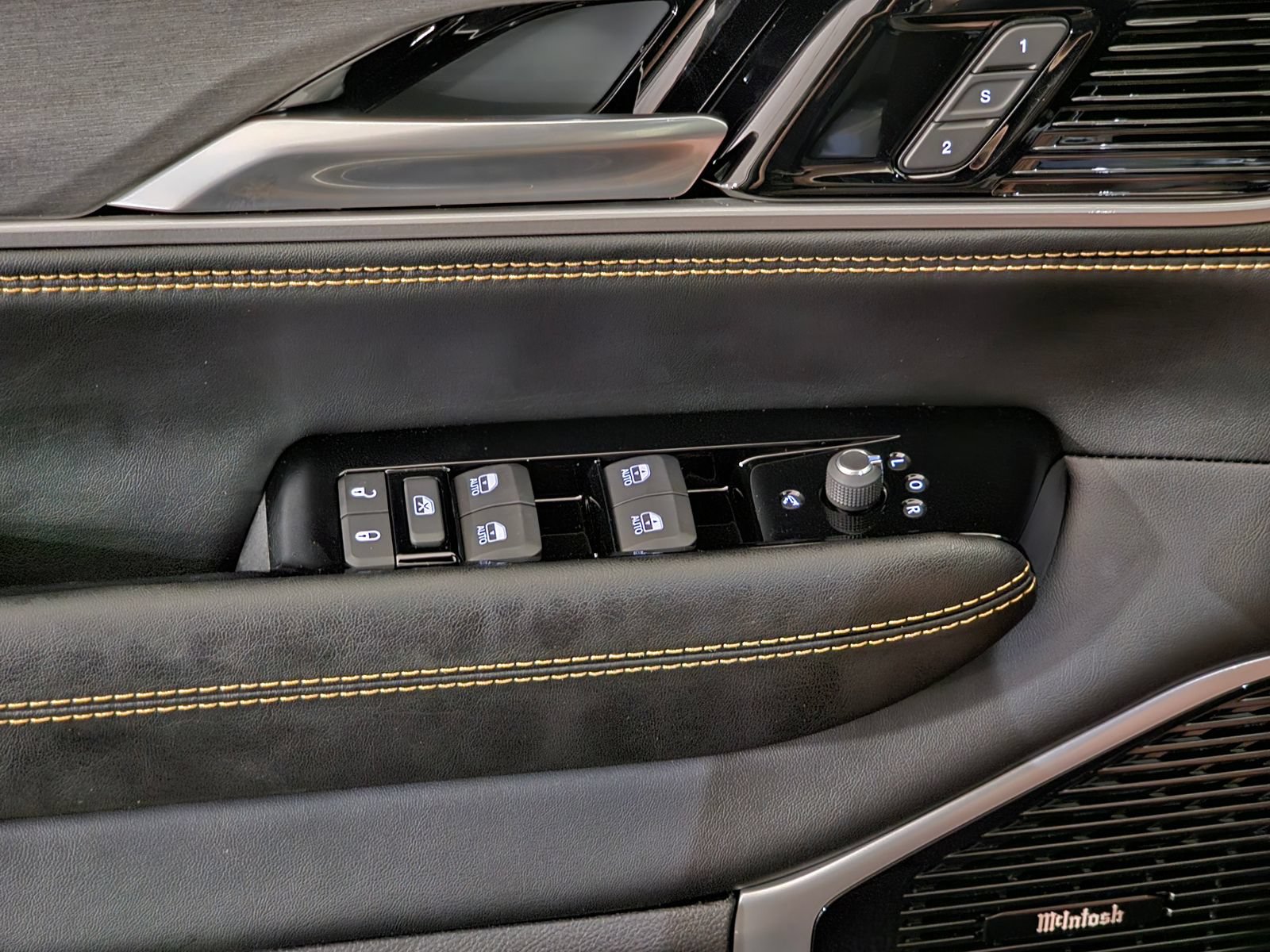 New 2026 Jeep Grand Wagoneer 4WD image 22