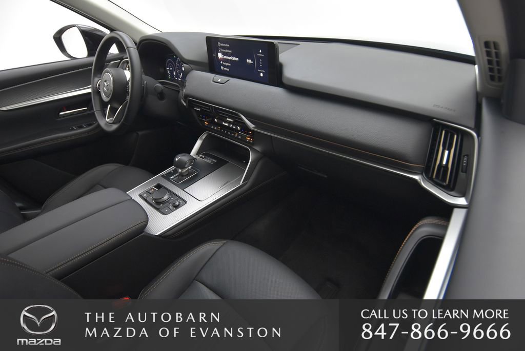 Certified 2025 MAZDA CX-70 Plug-In Hybrid w/ Premium Pkg AWD/4WD image 30