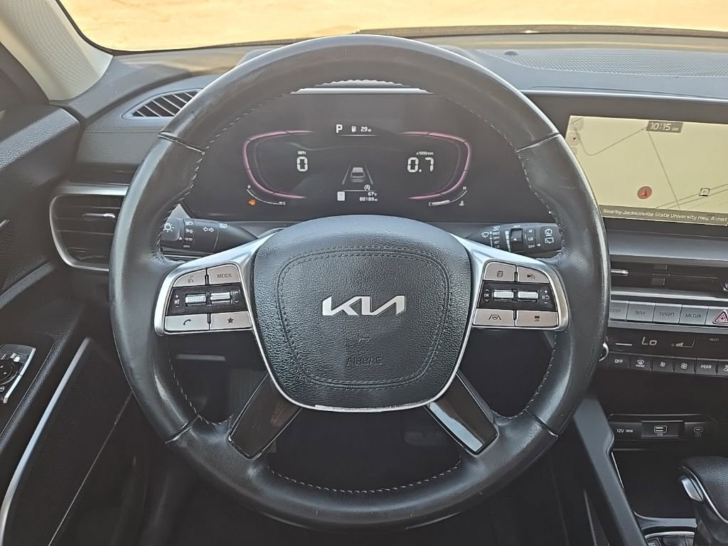 Used 2023 Kia Telluride LX image 4