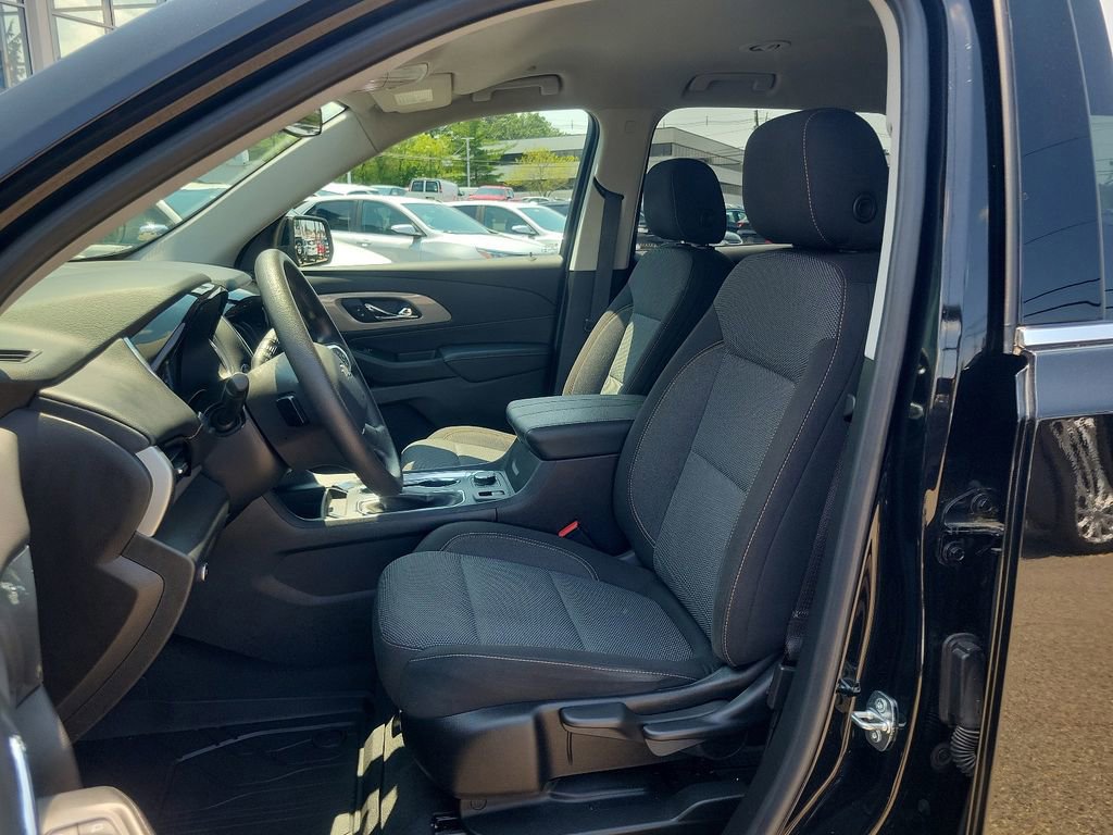 Used 2021 Chevrolet Traverse LS w/ LPO, Floor Liner Package image 12
