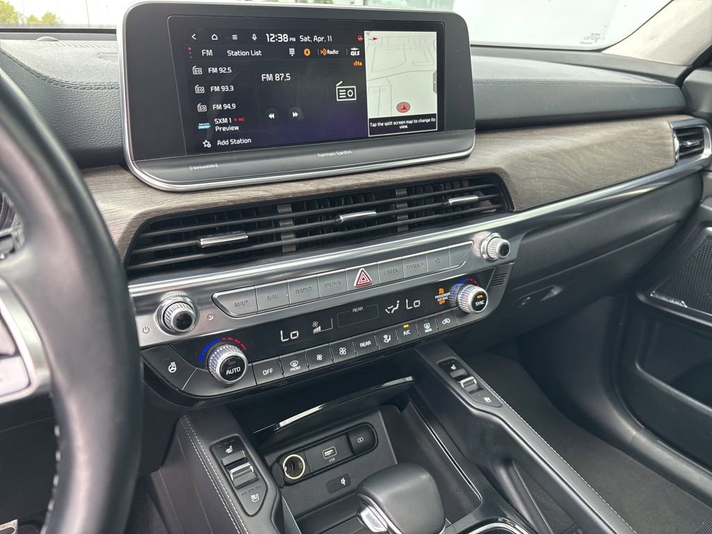 Certified 2022 Kia Telluride SX w/ SX Prestige Package image 10