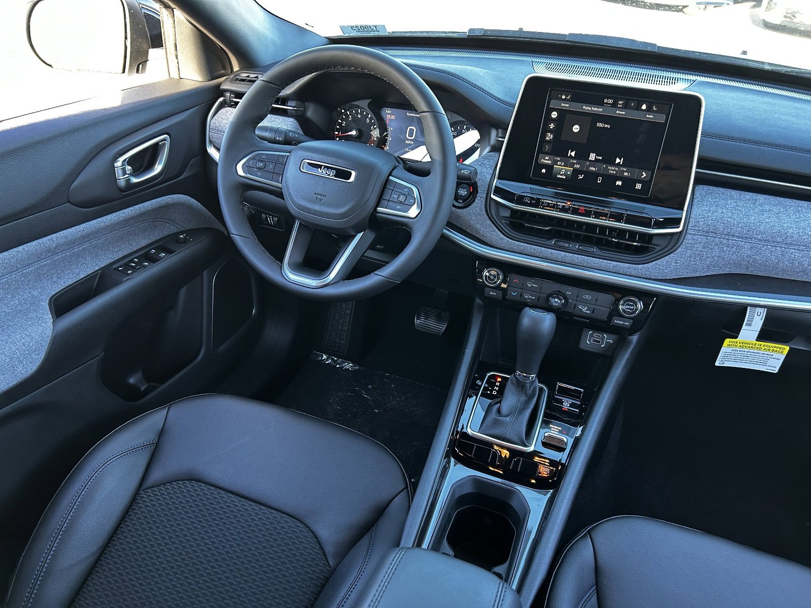 New 2026 Jeep Compass Latitude image 11