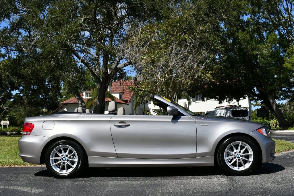 Used 2011 BMW 128i Convertible image 40