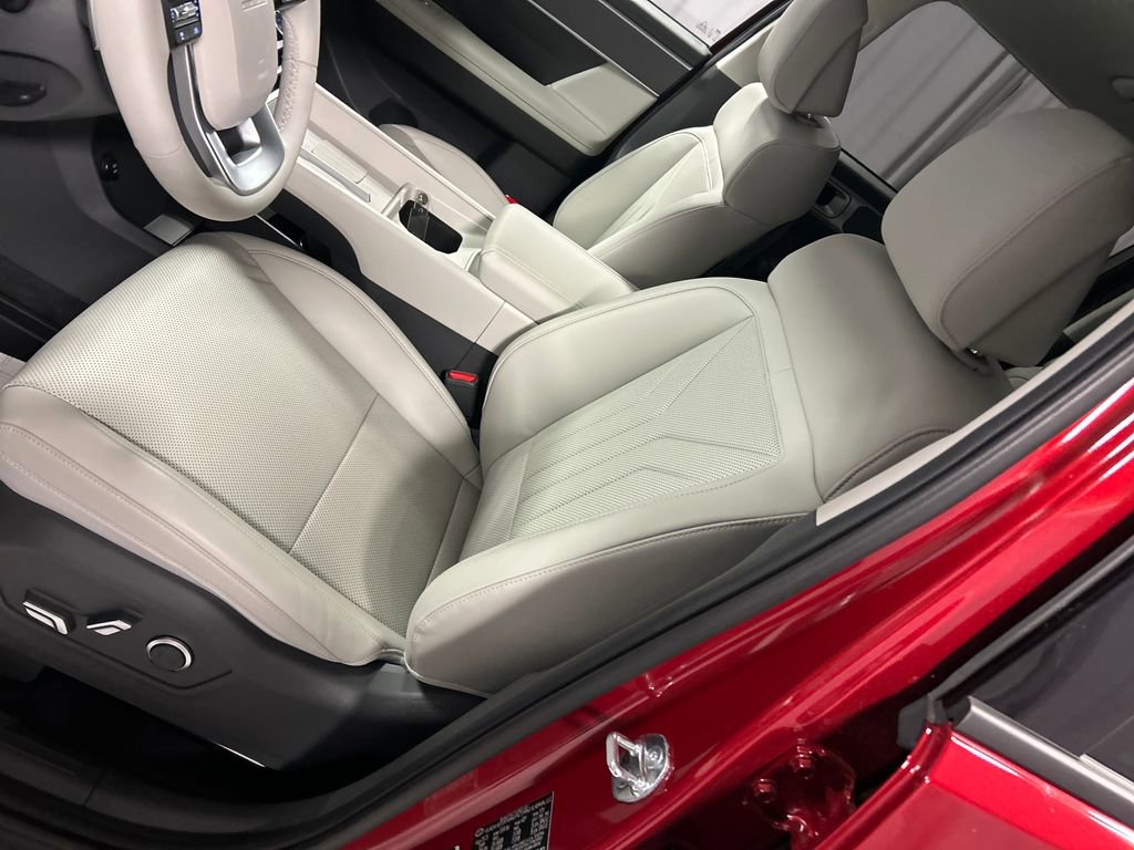 Used 2026 Hyundai Santa Fe SEL image 10