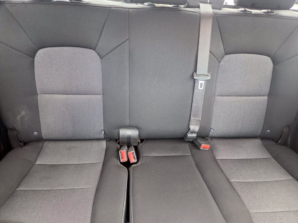 Used 2024 Chevrolet Colorado W/T RWD image 27