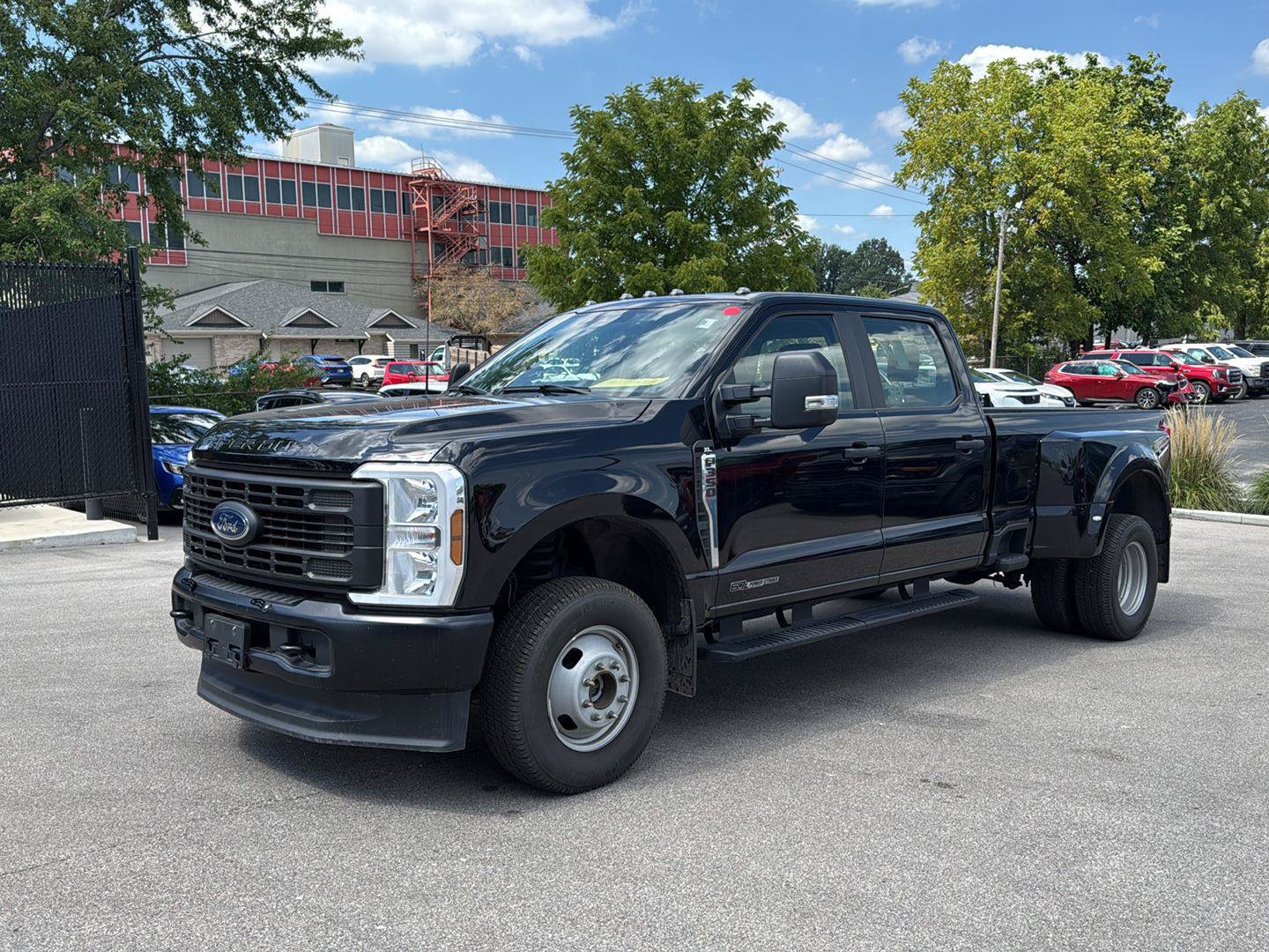 Used 2024 Ford F350 XL AWD/4WD image 7