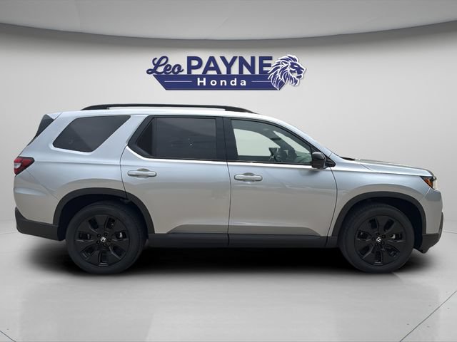 Certified 2026 Honda Pilot Black Edition image 9
