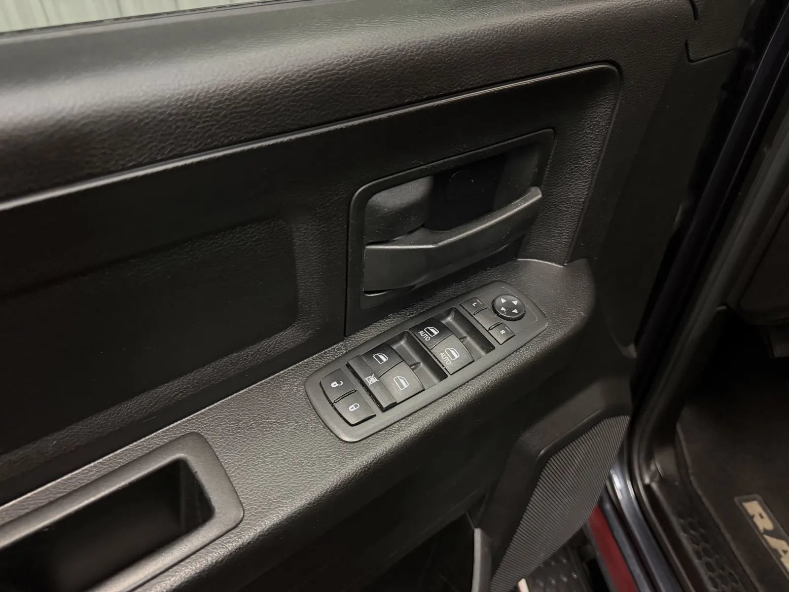 Used 2019 RAM 1500 Tradesman w/ Chrome Plus Package RWD image 27