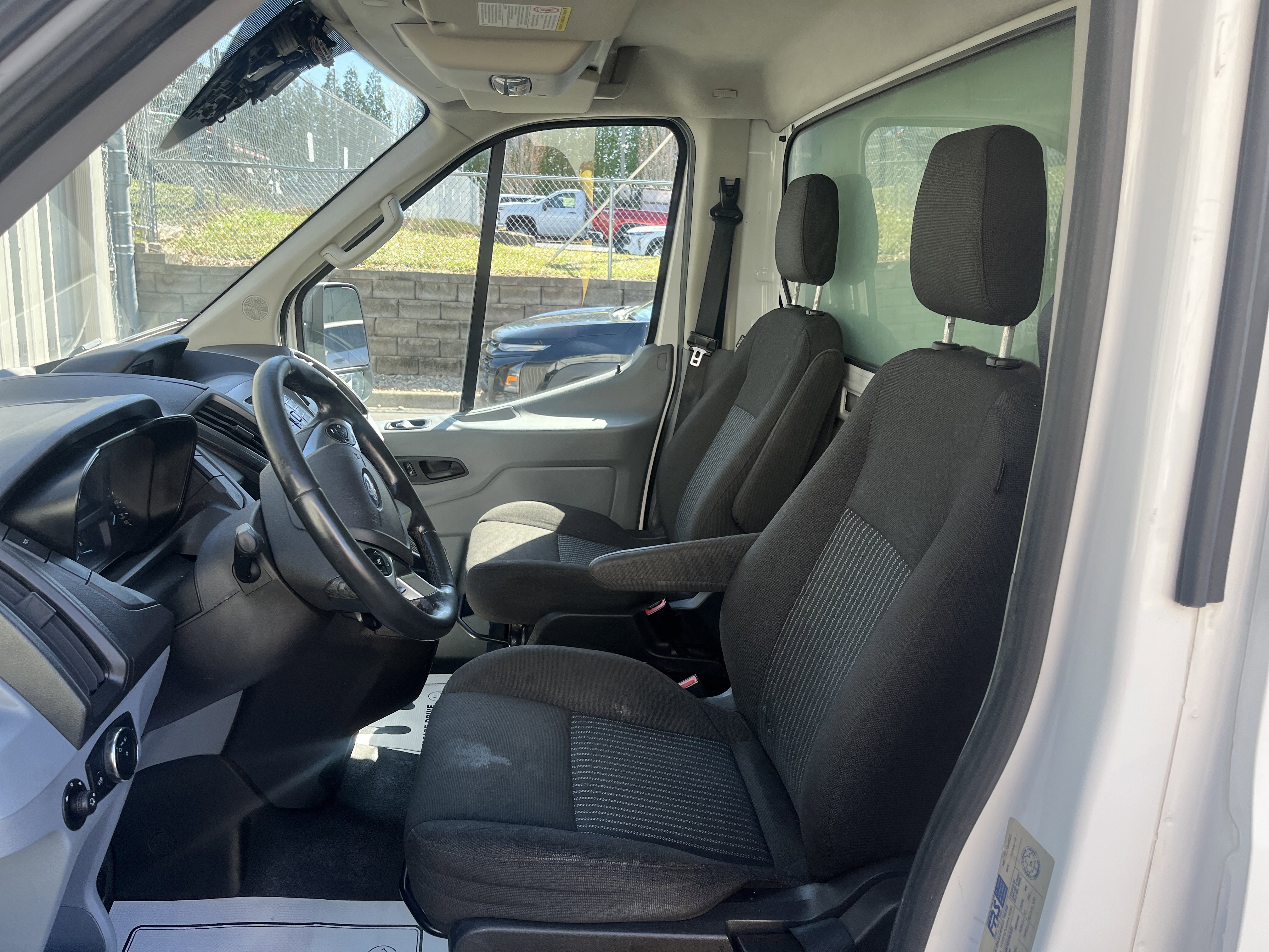 Used 2016 Ford Transit 350 156 DRW w/ Exterior Upgrade Package RWD image 9