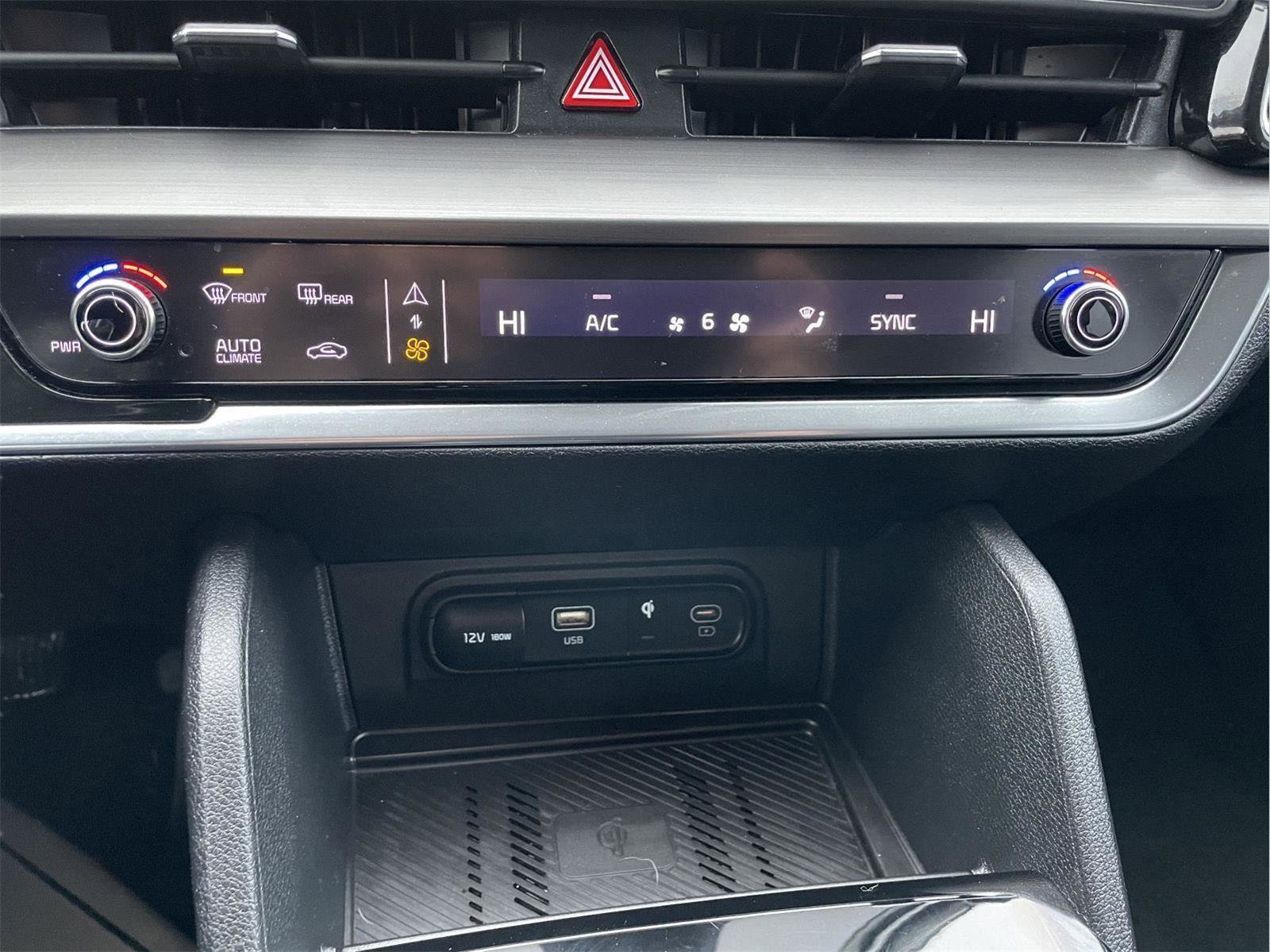 Used 2023 Kia Sportage EX image 29