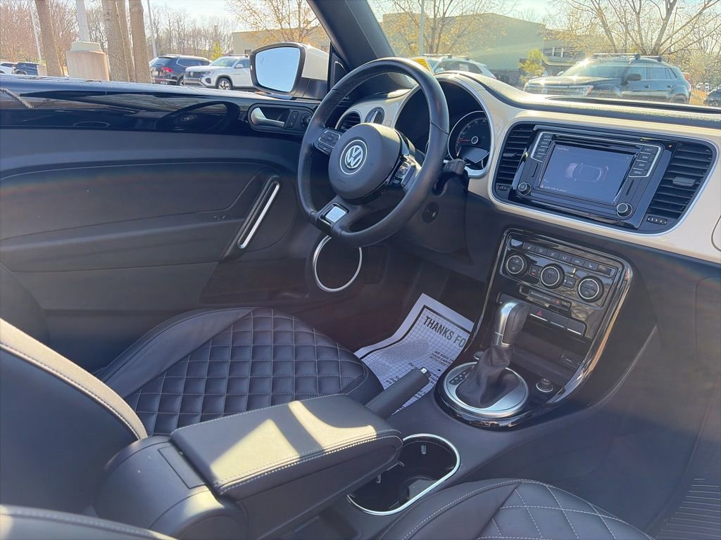 Used 2019 Volkswagen Beetle 2.0T Final Edition SEL FWD image 27