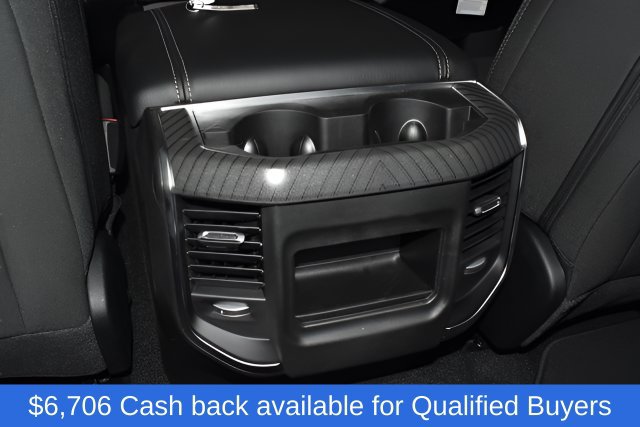 New 2026 RAM 1500 Express AWD/4WD image 15