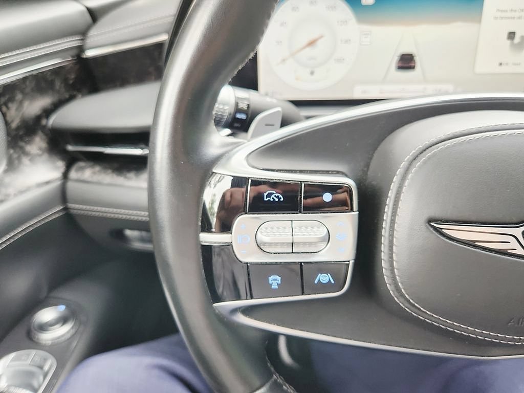 Used 2024 Genesis G90 3.5T AWD/4WD image 9