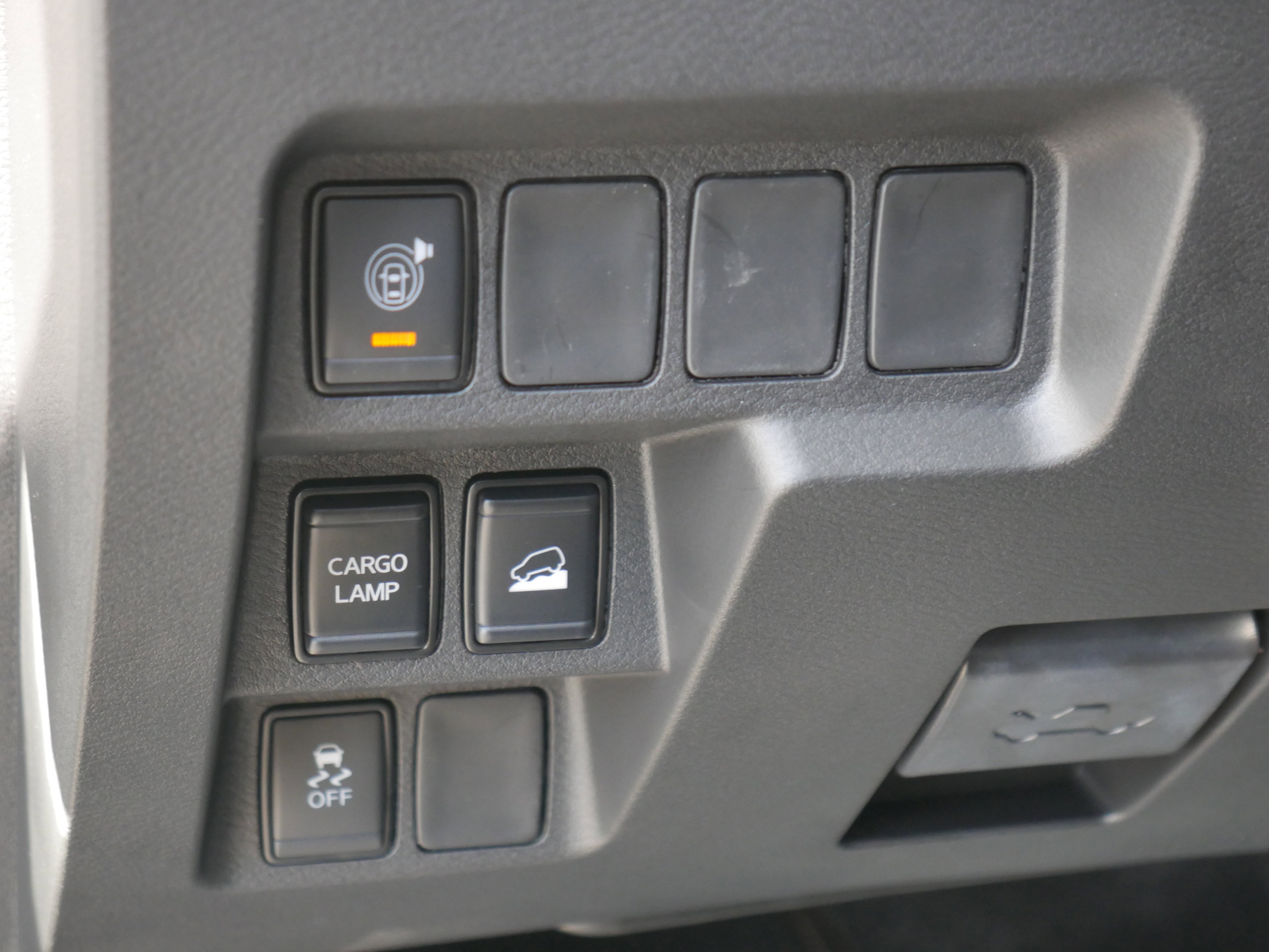 New 2026 Nissan Frontier S image 5