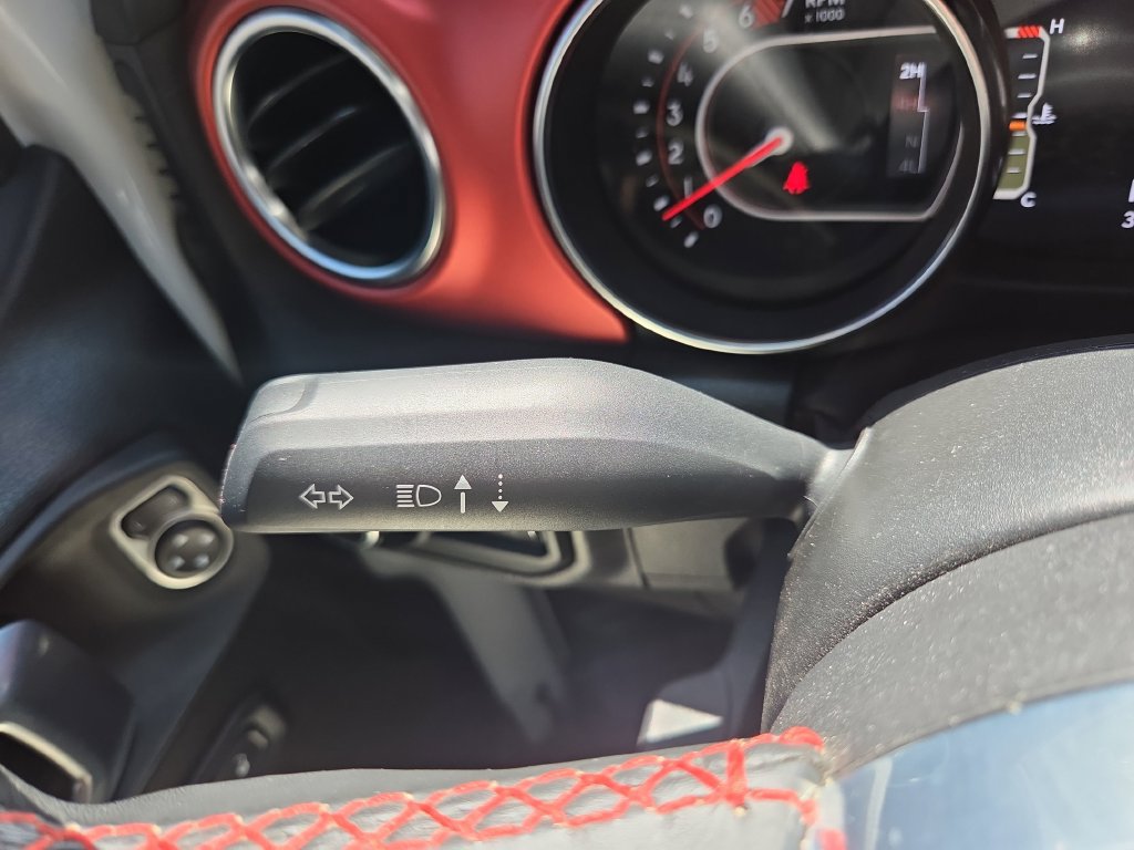 Used 2021 Jeep Wrangler Rubicon w/ Cold Weather Group AWD/4WD image 33