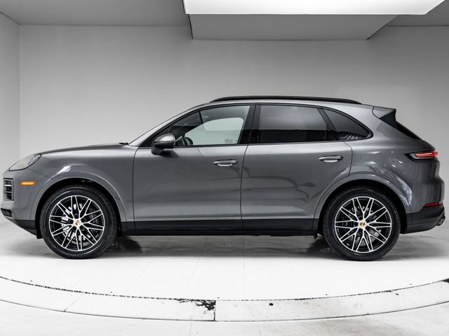 Certified 2024 Porsche Cayenne AWD/4WD image 2
