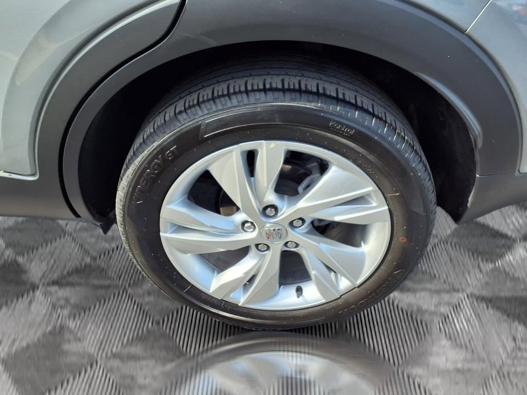 Used 2025 Buick Encore GX Preferred FWD image 21