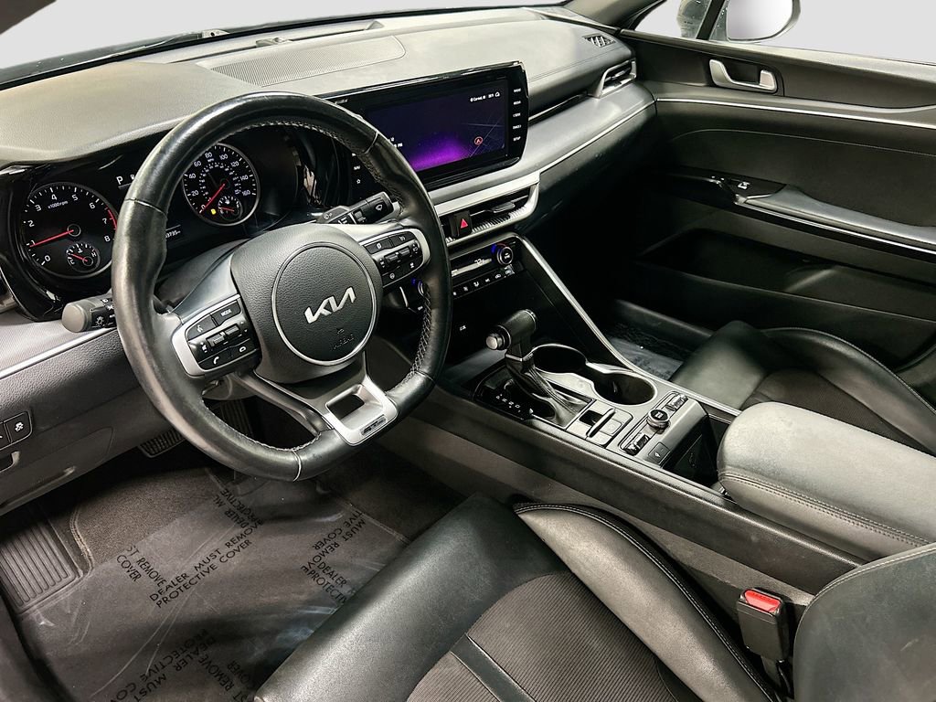 Used 2024 Kia K5 GT-Line w/ GT-Line Premium Package image 9