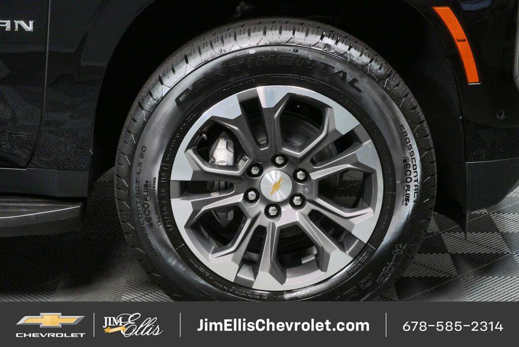 New 2026 Chevrolet Suburban LS RWD image 35