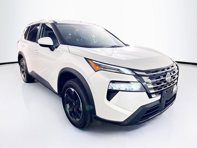 Certified 2026 Nissan Rogue SV AWD/4WD image 3