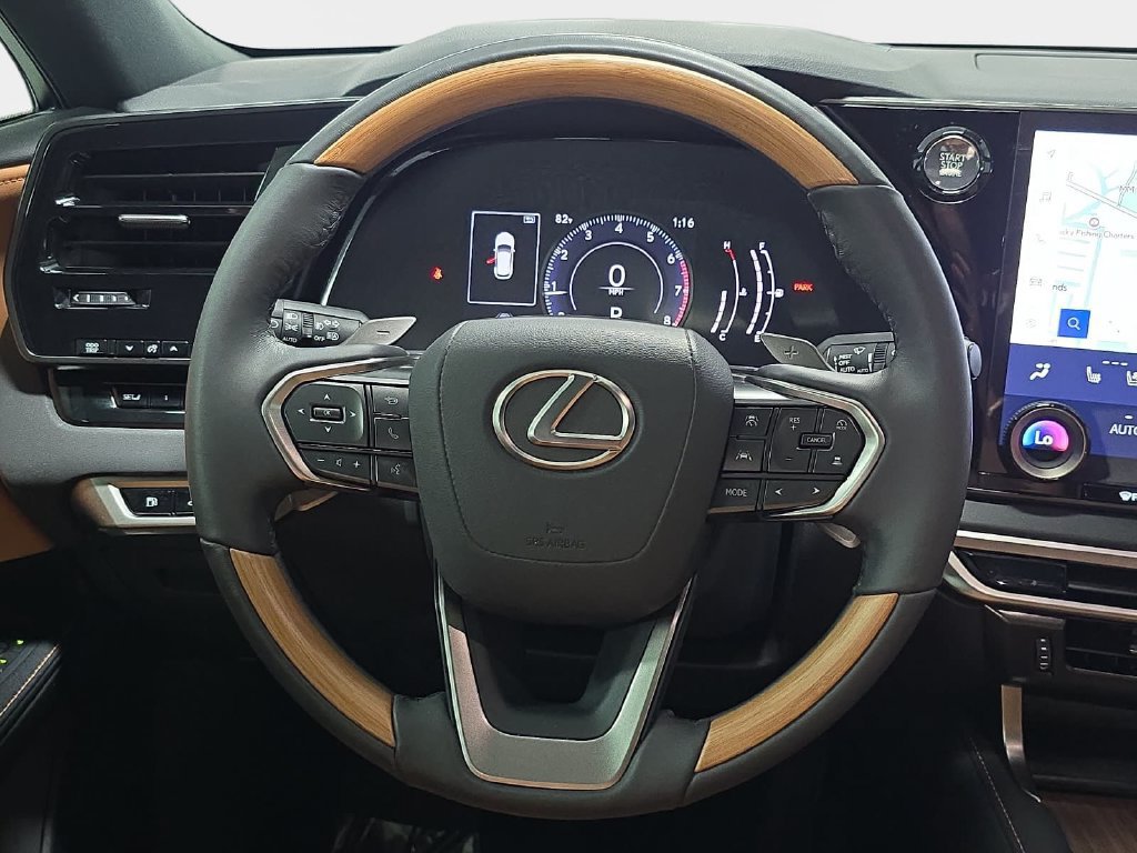 Used 2024 Lexus RX 350 Premium w/ Accessory Package (Z1) FWD image 13