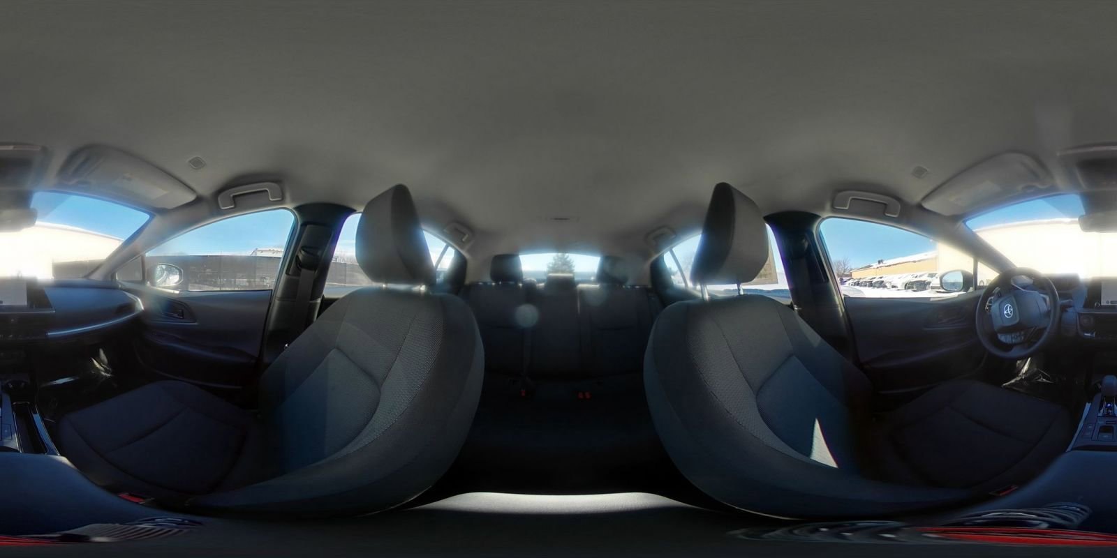 Used 2025 Toyota Prius LE image 40