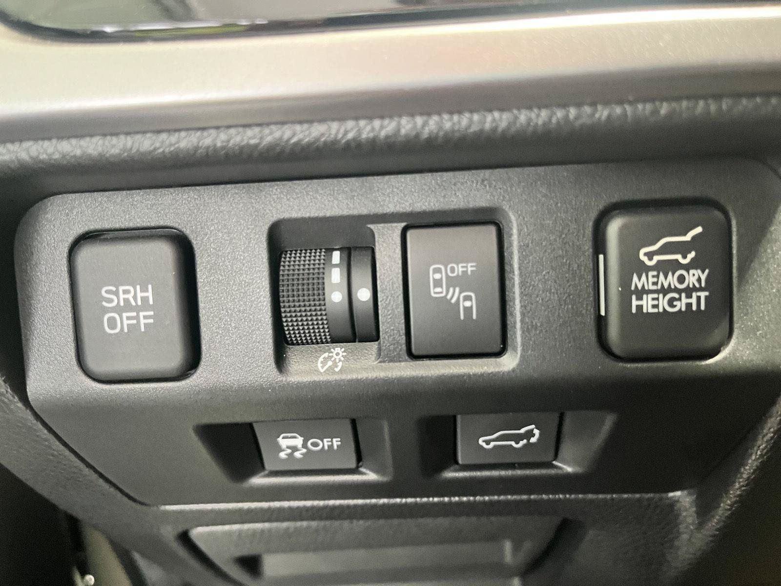 Used 2018 Subaru Forester 2.5i Touring AWD/4WD image 53