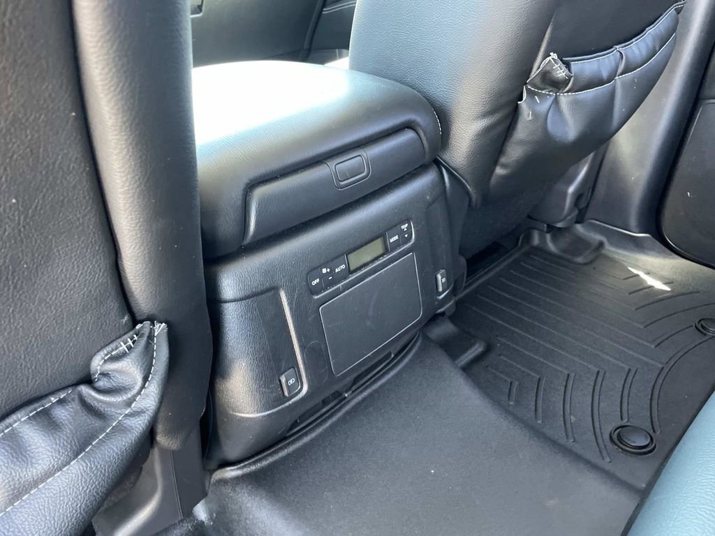 Used 2019 Nissan Armada SV w/ Driver Package RWD image 13