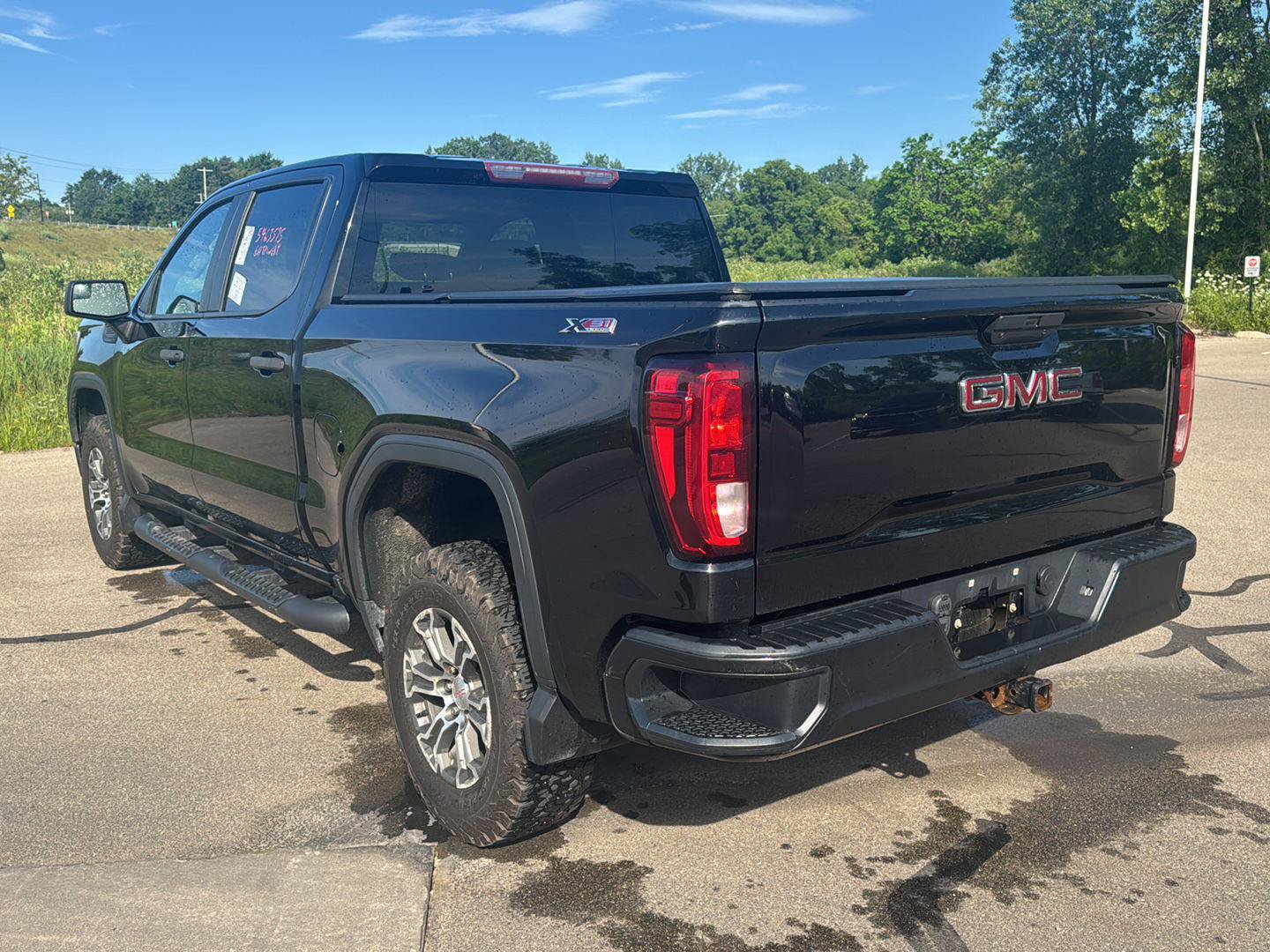 Used 2019 GMC Sierra 1500 4x4 Crew Cab w/ Convenience Package image 3