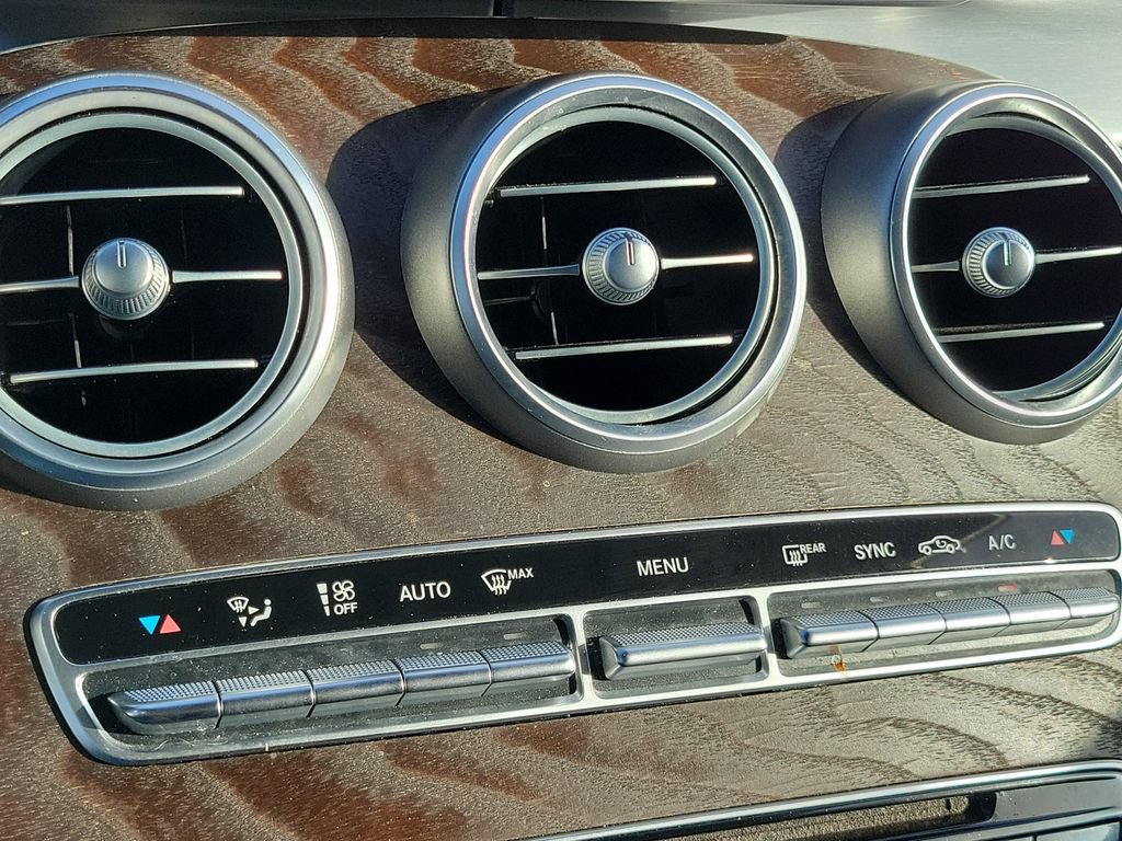 Used 2017 Mercedes-Benz C 300 Cabriolet image 31