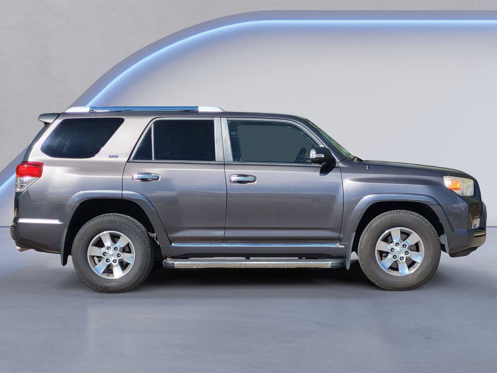 Used 2013 Toyota 4Runner SR5 RWD image 4