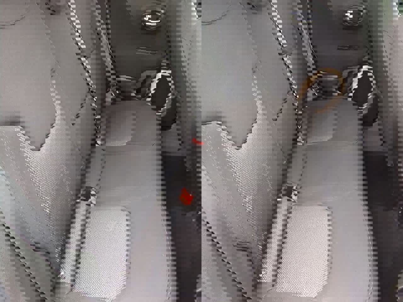 Used 2016 Jeep Renegade Latitude image 20